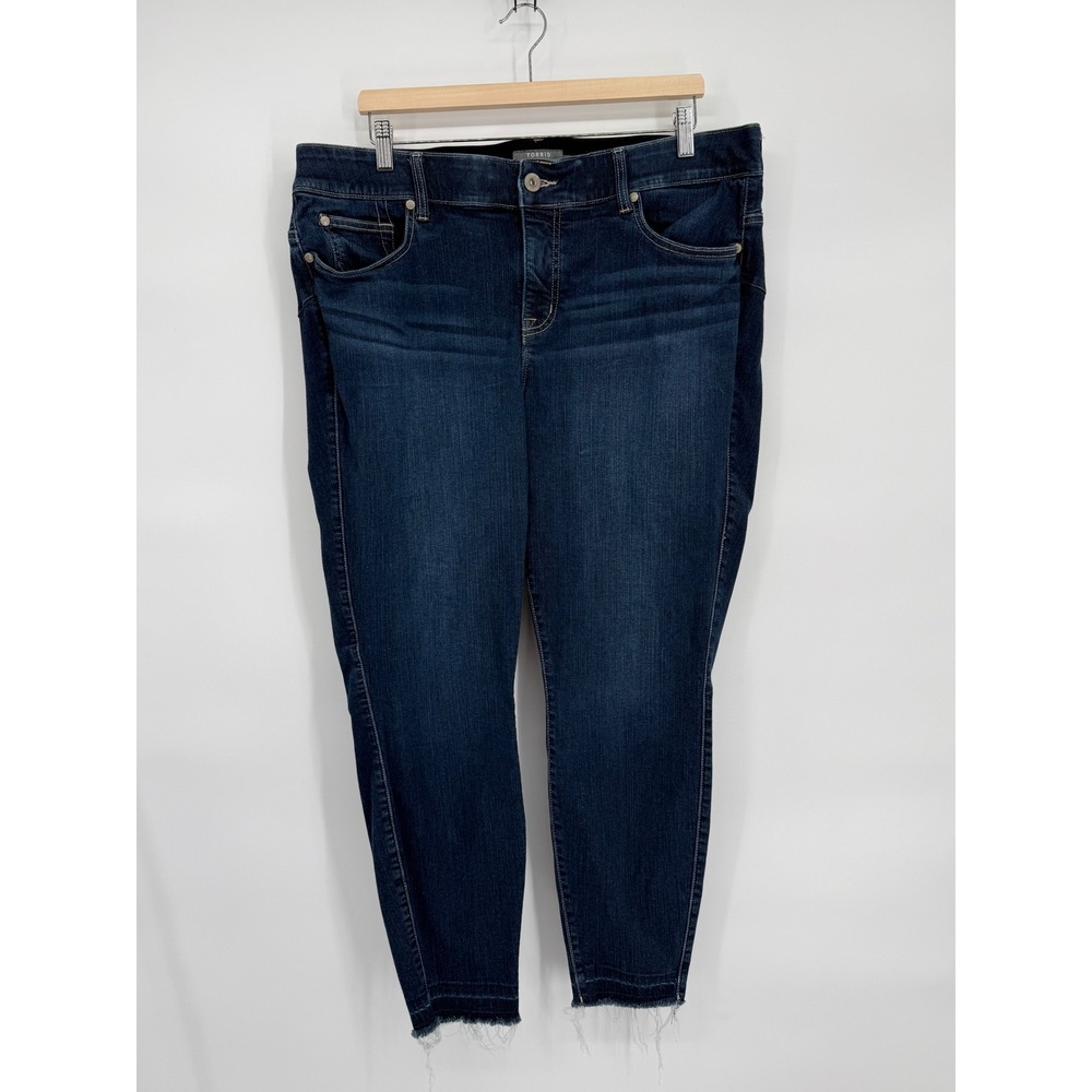 Torrid Bombshell Skinny‎ Jeans Dark Wash Frayed Hem Premium Stretch Size 20R